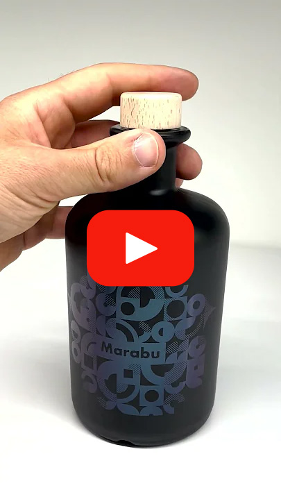 Pearlescent_Effect_on_Glass_Bottle_Marabu.jpg